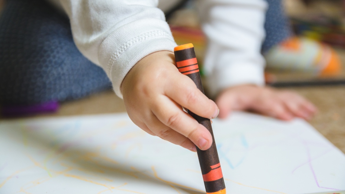 O desenho permite o desenvolvimento do conhecimento da criança